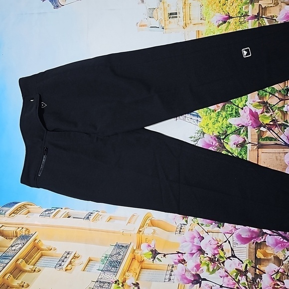 Obermeyer Black Sweatpants and Joggers with High‎ Waist Design - Picture 6 of 7